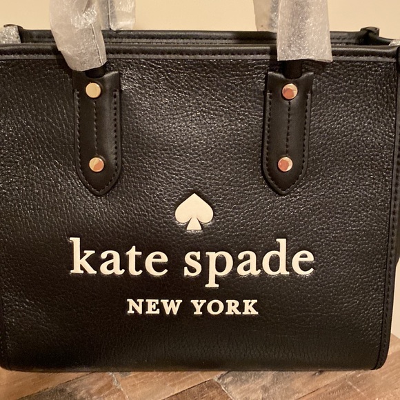 NWT Kate Spade Ella Small Black Pebbled Leather White Logo Crossbody Handbag - Picture 4 of 9